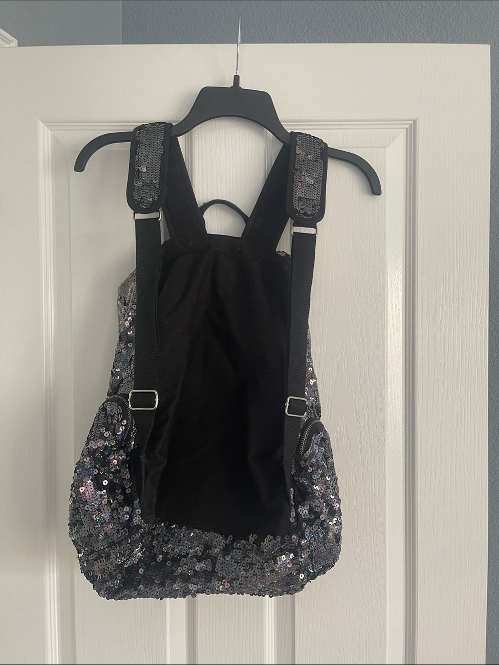 PINK Victoria's Secret Iridescent Sequin Drawstring Backpack - Black/Silver - Picture 3 of 3